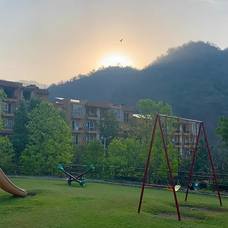 Luxury Aloha Majestic Apartments Rishikesh Exterior photo