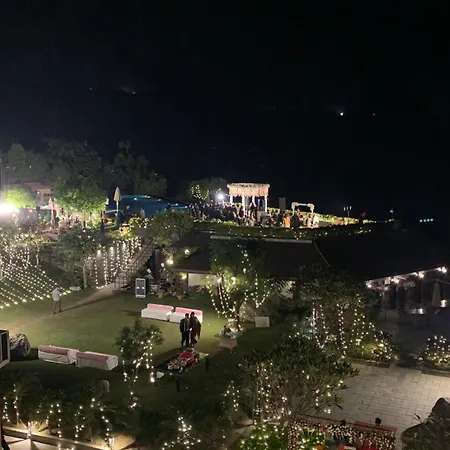 Luxury Aloha Majestic Apartments Rishikesh Exterior photo
